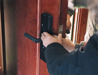 山阴24小时上门开锁公司